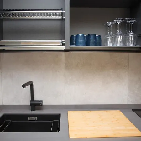 Enjoy - Luxury Experience In The Heart Of Apartment