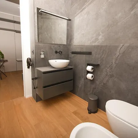 Enjoy - Luxury Experience In The Heart Of Bologna