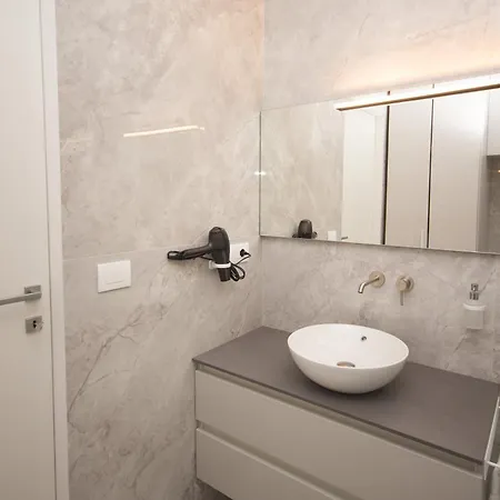 Enjoy - Luxury Experience In The Heart Of Bologna
